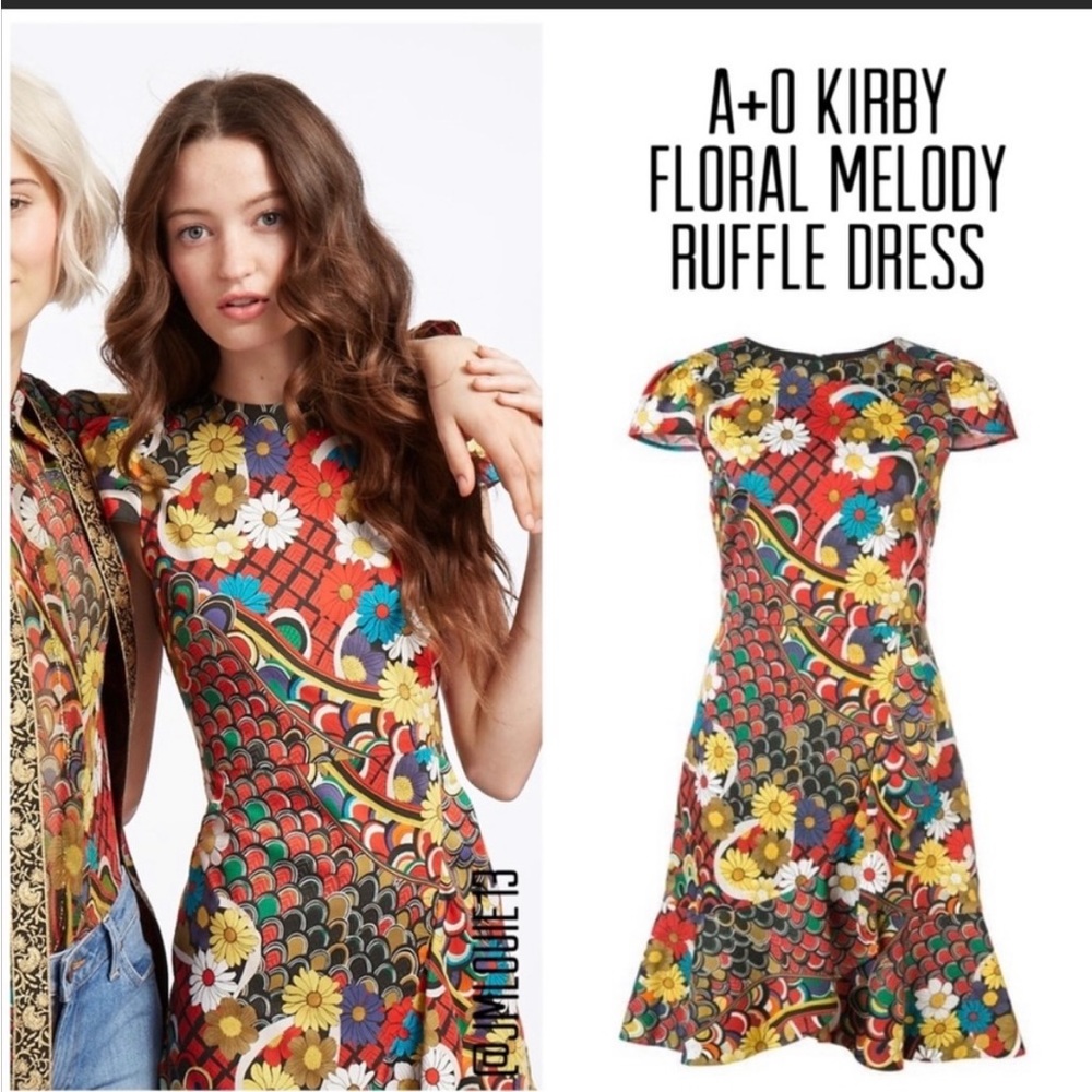 Floral medley dress. 🌼🌻🌸Size 8. Fits a 36B/34C, about 130 pounds, 5’5”.